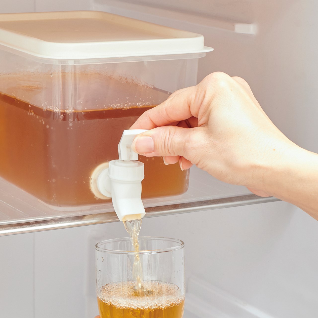 【KOKUBO】 KK-634 方形水箱附水龍頭-3.84L 4956810806348