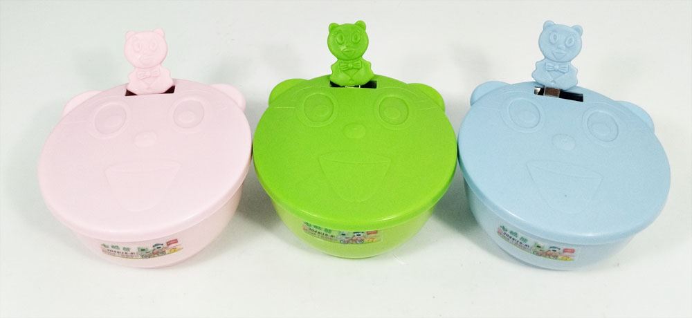 台灣製  甲庚 D-79 嘟酷熊 炫樂雙層隔熱兒童碗 -塑膠蓋有孔  4710423440791