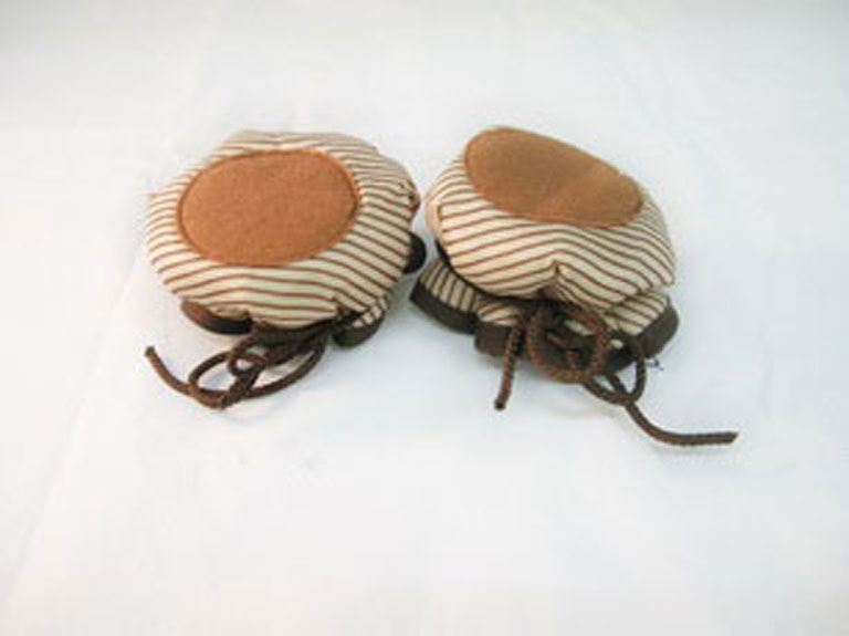  圓腳、角腳兼用桌角專用套-大   4905687082164